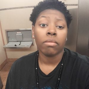 Meet your Posher, Kay